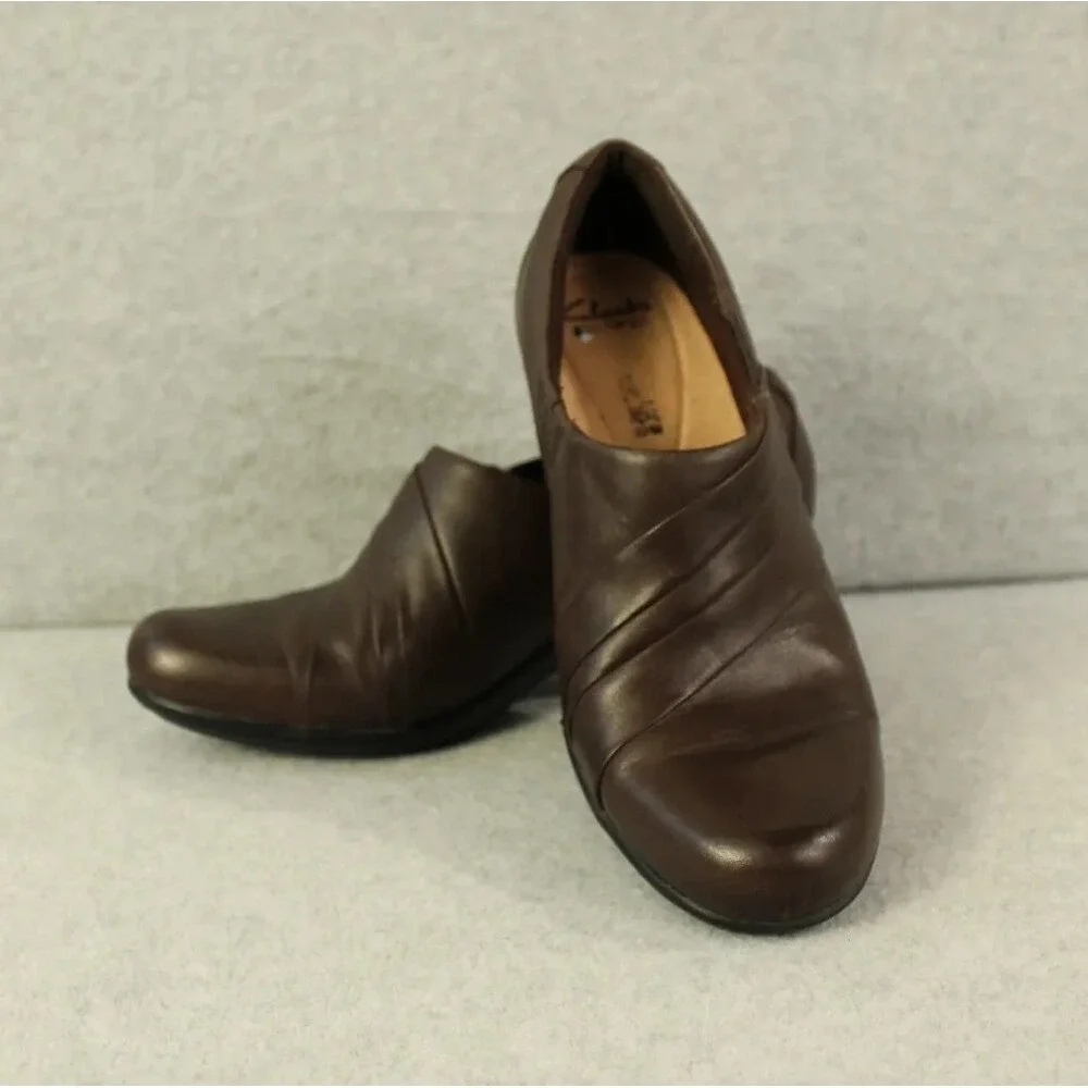 Clarks Bendables Brown Leather Zip up‎ Block Heel Ankle Boots Bootie Size 8.5